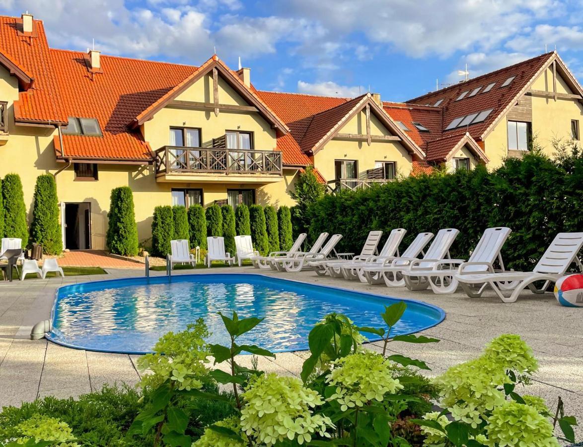 Hotel Santa Monica Mikołajki Exterior foto